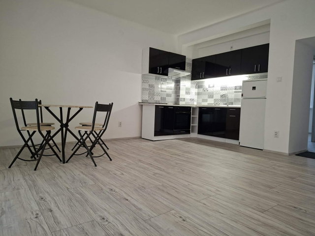 Kiadó téglalakás, albérlet, Miskolcon 160 E Ft / hó, 2 szobás