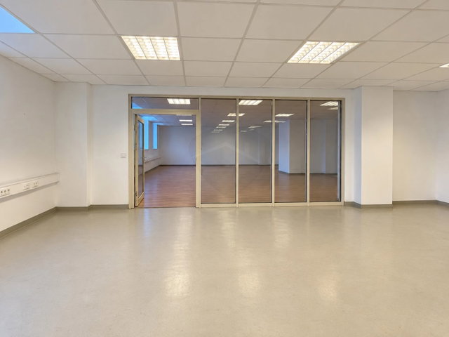 Eladó ipari ingatlan, Bicskén 64.9 M Ft / költözzbe.hu