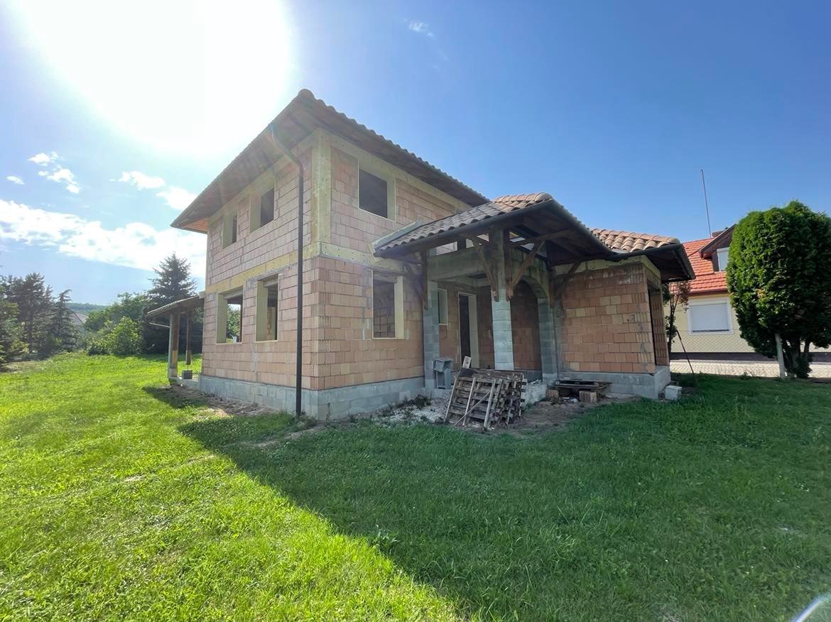 Családi ház · 3 hálószoba · 153 m² · 64.900.000 Ft