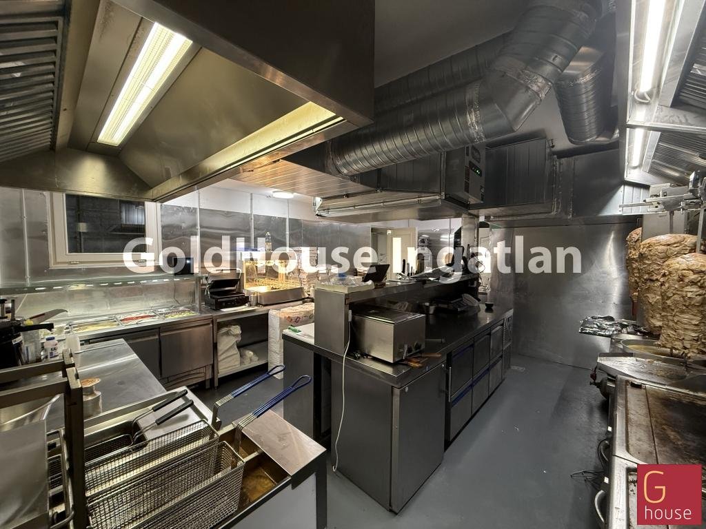 250 m² · 550.000 Ft