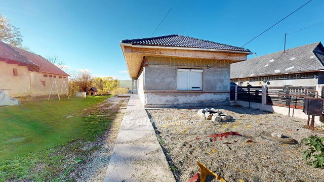 Eladó családi ház, Homrogdon 15 M Ft, 1+2 szobás