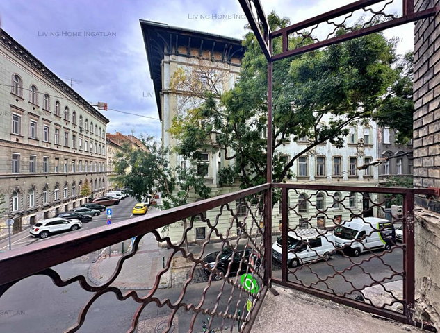 Eladó téglalakás, Budapesten, VII. kerületben, Nefelejcs utcában