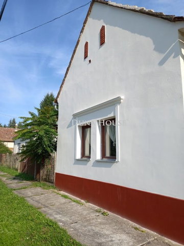 Eladó családi ház, Tapsonyon 19.9 M Ft, 3 szobás