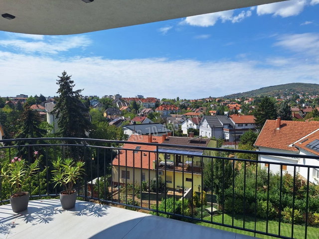 Eladó téglalakás, Budapesten, XI. kerületben 214 M Ft, 3 szobás