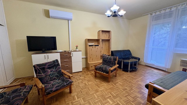 Kiadó téglalakás, albérlet, Debrecenben 190 E Ft / hó, 3 szobás