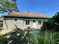 Eladó családi ház, Jászkarajenőn 7.8 M Ft, 2 szobás
