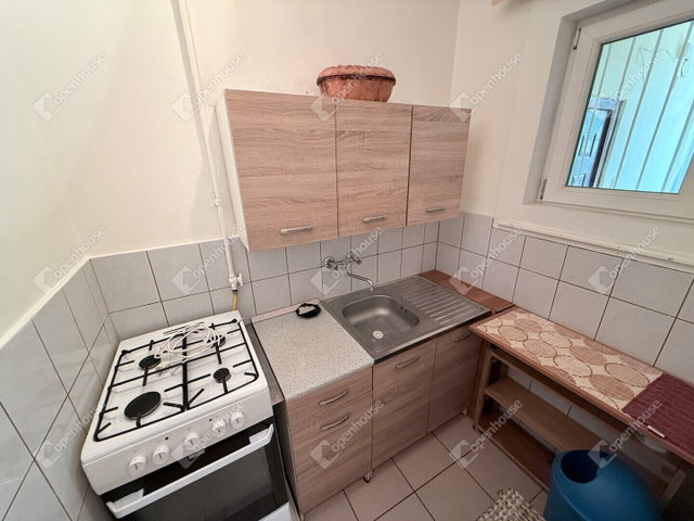 Eladó téglalakás, Miskolcon 23.99 M Ft, 1 szobás