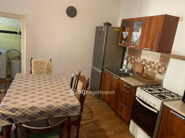 Eladó családi ház, Bekölcén 9.9 M Ft, 3 szobás
