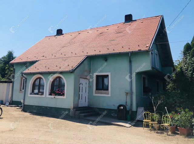 Eladó családi ház, Nemesdéden 26 M Ft, 3 szobás