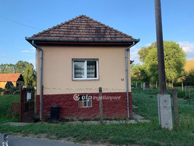 Eladó családi ház, Szilaspogonyon 8.9 M Ft, 2 szobás