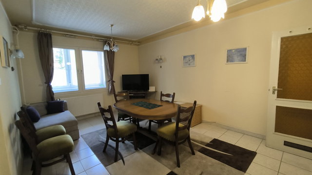 Eladó téglalakás, Keszthelyen 55 M Ft, 4+1 szobás