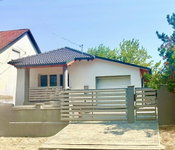 Eladó családi ház, Gödöllőn 140 M Ft, 4 szobás