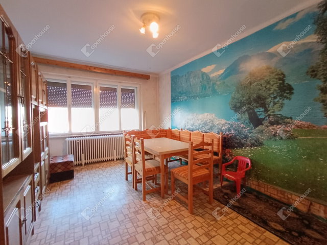 Eladó családi ház, Sopronban 120 M Ft, 7 szobás