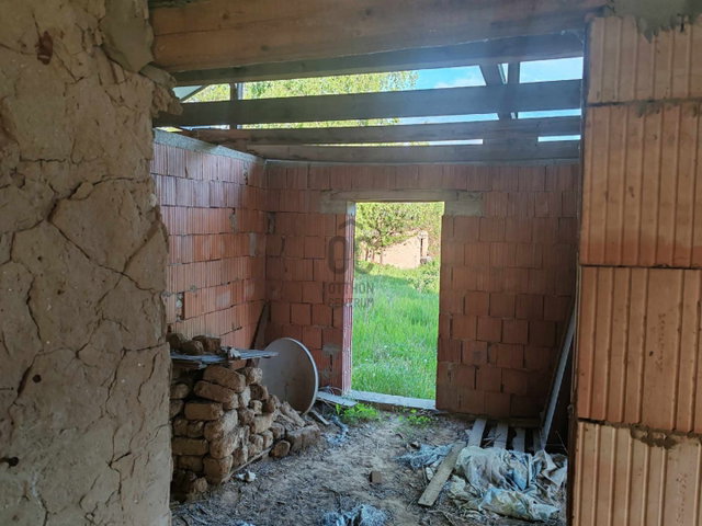 Eladó családi ház, Lövőpetrin 4.5 M Ft, 2 szobás