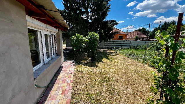 Eladó családi ház, Szihalmon 19.9 M Ft, 2+1 szobás