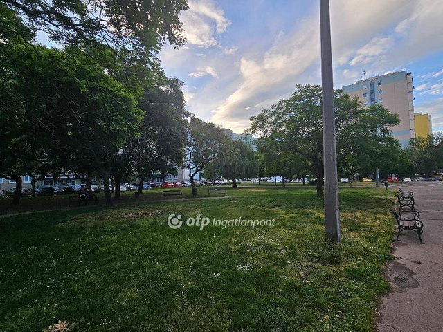 Eladó panellakás, Budapesten, XX. kerületben 66 M Ft, 2+1 szobás