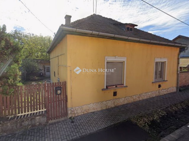 Eladó családi ház, Szobon, Petőfi Sándor utcában 19.29 M Ft