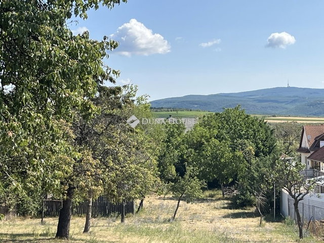 Eladó családi ház, Gyöngyösorosziban 64.9 M Ft, 1 szobás