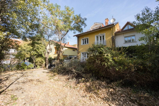 Eladó ikerház, Budapesten, XIV. kerületben 169 M Ft, 6 szobás