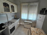 Eladó téglalakás, Mezőkövesden 32 M Ft, 2 szobás