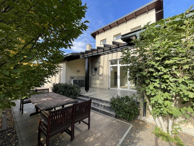 Kiadó családi ház, albérlet, Debrecenben 915 E Ft / hó