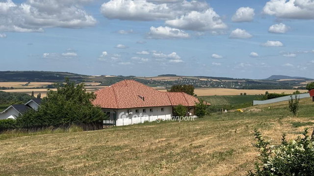 Eladó telek, Budajenőn 78.9 M Ft / költözzbe.hu
