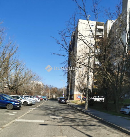 Eladó panellakás, Miskolcon 29.8 M Ft, 2 szobás