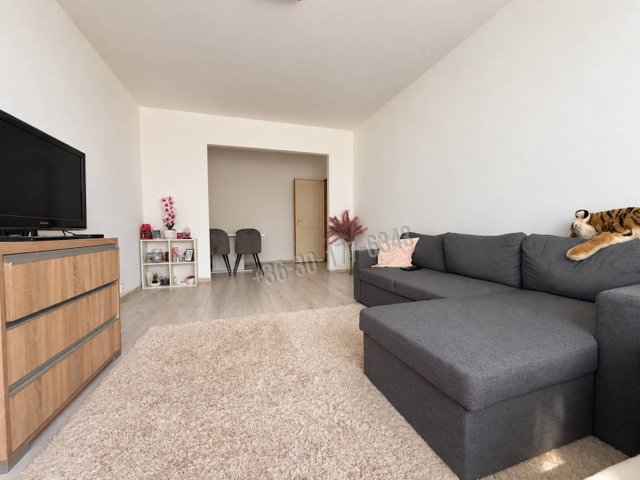 Eladó panellakás, Tatabányán 41.9 M Ft, 2 szobás