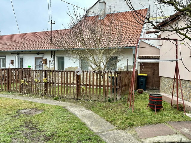 Eladó családi ház, Nagykanizsán 19.5 M Ft, 2 szobás