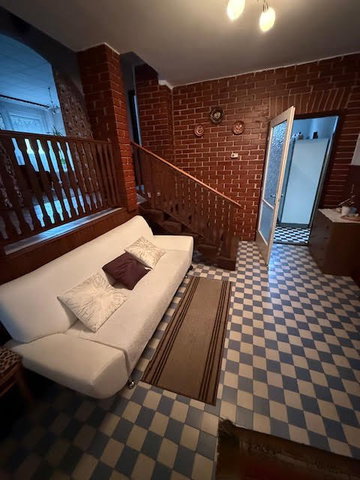 Eladó családi ház, Győrött 80 M Ft, 5+1 szobás