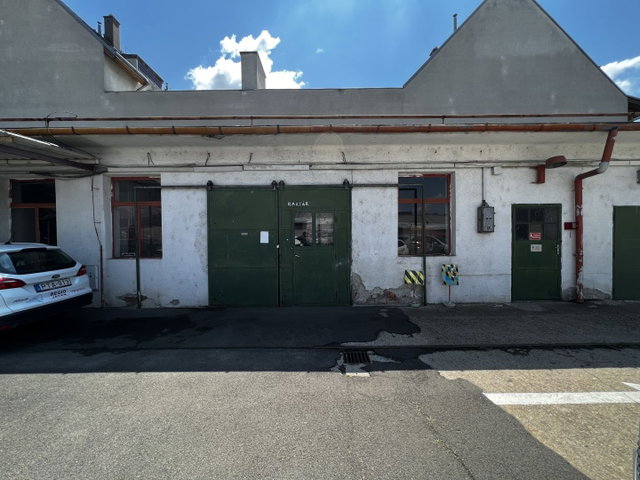 Kiadó ipari ingatlan, Budapesten, XI. kerületben 1533 E Ft / hó