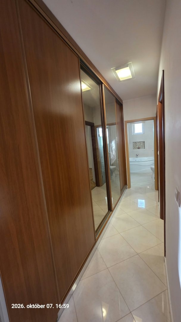 Lakás · 3 hálószoba · 68 m² · 92.000.000 Ft