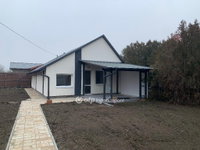 Eladó családi ház, Szolnokon 69 M Ft, 3 szobás