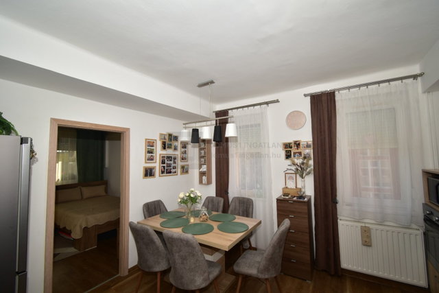 Eladó téglalakás, Szombathelyen 58 M Ft, 2+1 szobás