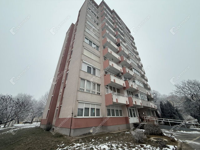 Eladó téglalakás, Zalaegerszegen 33.5 M Ft, 3 szobás