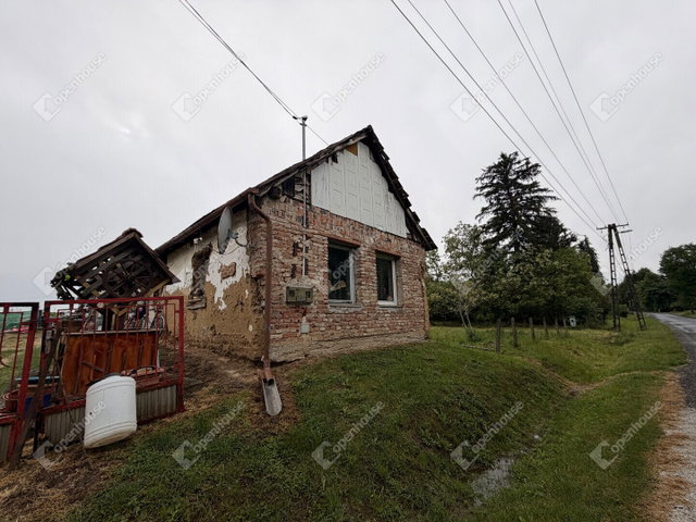 Eladó családi ház, Bagodon 12.9 M Ft, 3 szobás