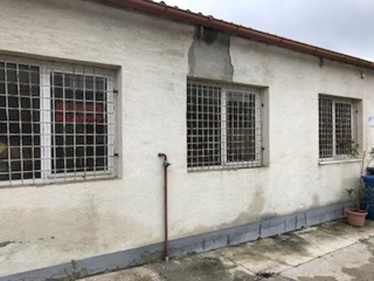 Ipari · 3 hálószoba · 35 m² · 40.000 Ft