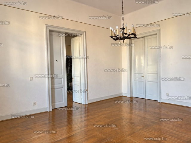Eladó téglalakás, Budapesten, IX. kerületben 99.9 M Ft, 5 szobás