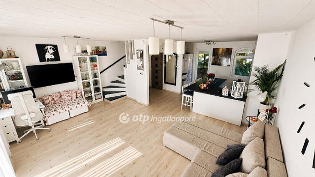 Eladó téglalakás, Szigetszentmiklóson 95.9 M Ft, 3+1 szobás