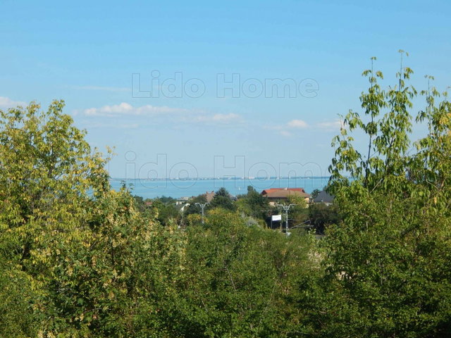 Eladó nyaraló, Balatonfüreden 34.99 M Ft, 1 szobás