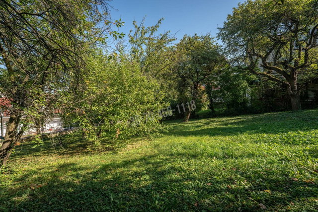 Eladó telek, Budapesten, II. kerületben 300 M Ft