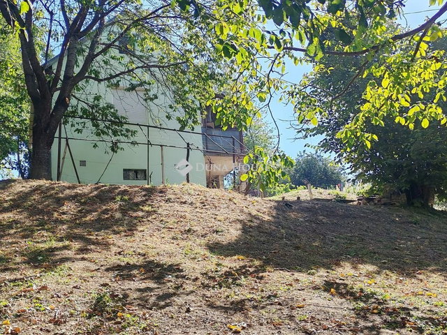 Eladó családi ház, Gyékényesen 10.5 M Ft, 1 szobás