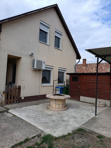 Eladó családi ház, Hajdúszoboszlón 95 M Ft, 7 szobás