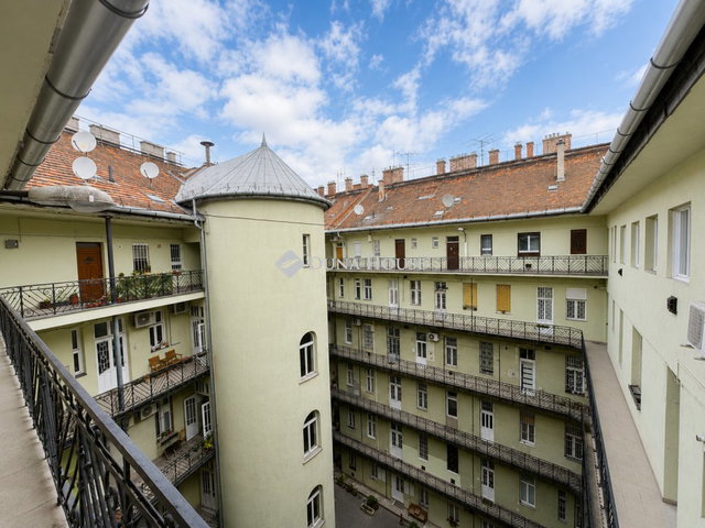 Eladó téglalakás, Budapesten, II. kerületben 134.99 M Ft
