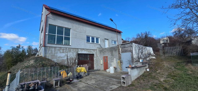 Eladó családi ház, Tárnokon 155 M Ft, 2 szobás
