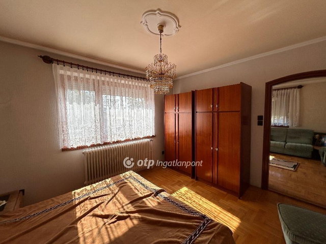 Eladó családi ház, Alsónémediben 119 M Ft, 5+1 szobás