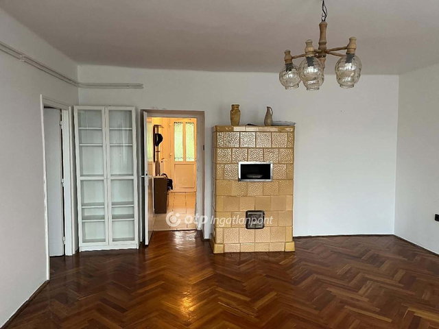 Eladó családi ház, Szekszárdon 97 M Ft, 3 szobás