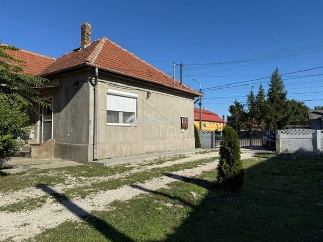 Eladó családi ház, Abonyban 41.9 M Ft, 3 szobás