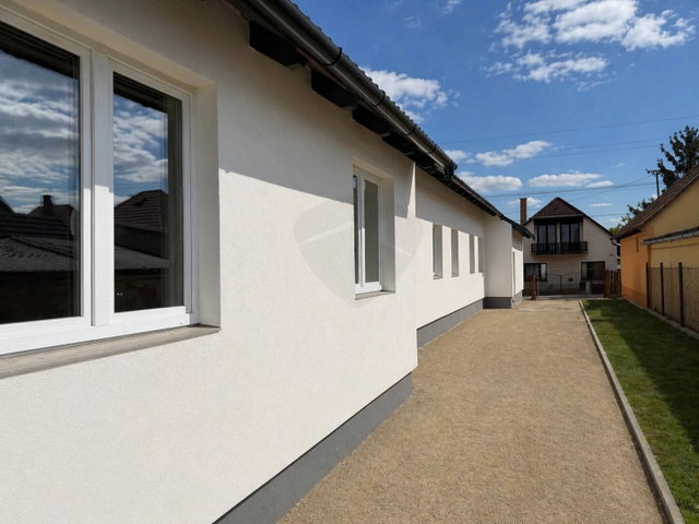 Eladó családi ház, Veresegyházon 139.99 M Ft, 5 szobás