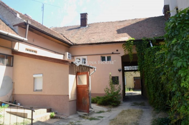 Eladó családi ház, Debrecenben 49 M Ft, 2 szobás